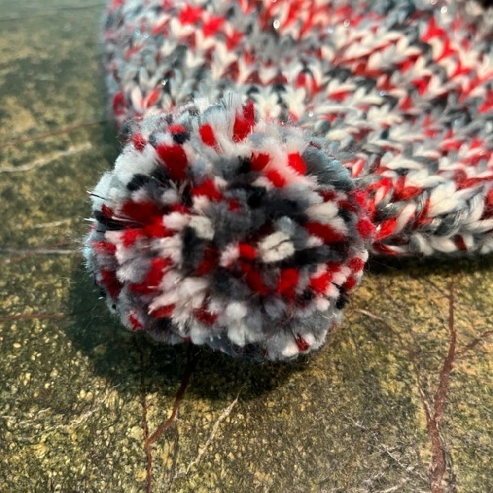 Winter hat - Picture 2 of 3